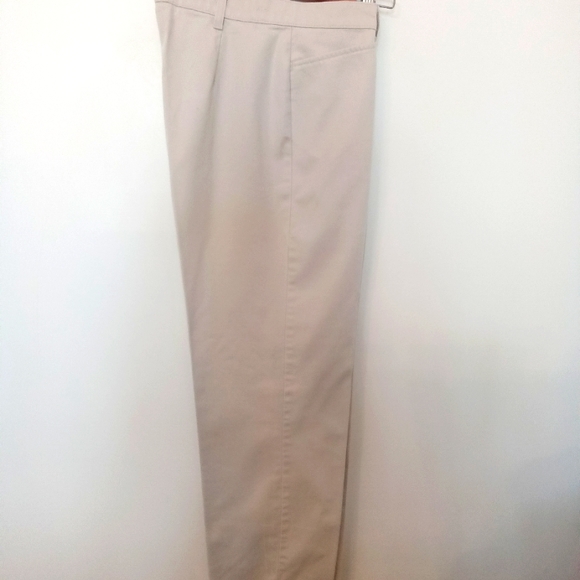 Vintage Dockers Mom Style Khakis - Picture 11 of 15